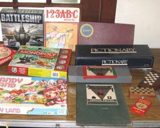 Liv Rm 27 Vintage games