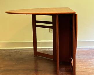 MCM Drop Leaf Oval Table