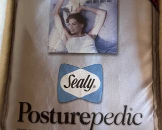 Sealy Posturepedic Camillo Queen Mattress/BS