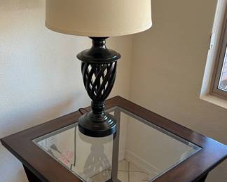 End Table x 2 and Coffee Table, Table Lamps pr