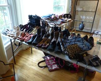 Women's shoes