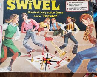 Swivel game