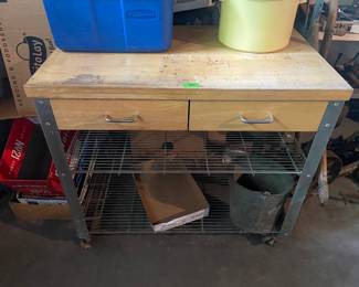 Institutional kitchen island