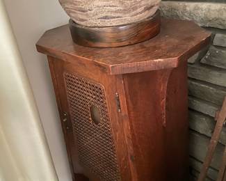 Antique smoker stand