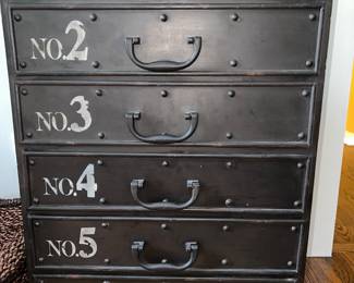 Numbered side dresser, Metal