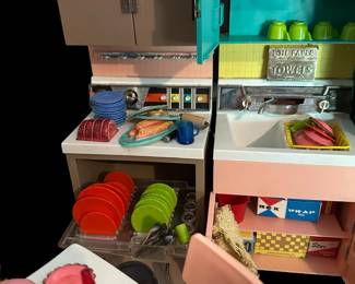 1960's Deluxe BARBIE Dream Kitchen Set