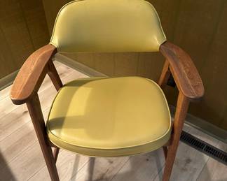 MCM STELLAR Mustard Yellow Armchair