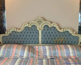 DAVIS CABINET COMPANY French Provincial Bedroom Furniture Set