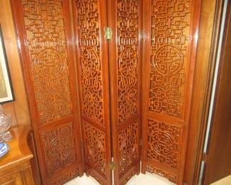 Gorgeous screen/room divider