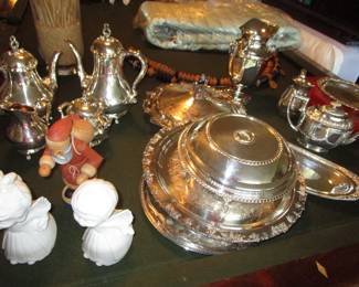 Lot's of vintage silver plate