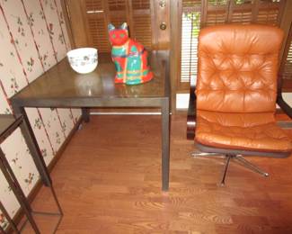 Harry Lunstead table with MCM chair