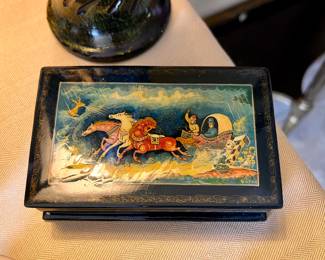 Vtg. Lacquer Hand painted Russian trinket boxe