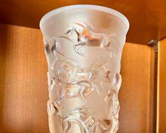 Lalique crystal Mustang vase 