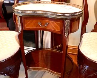 Matching set of French Louis XV style side tables w/brass trim & kidney shaped marble top