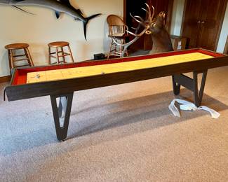 Classic Shuffle board table 
