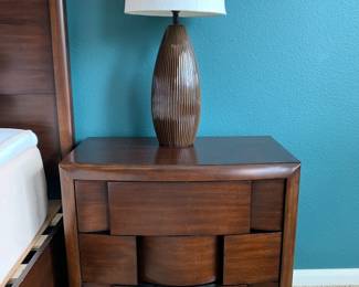 Magnussen Home Furnishings Dark Brown Master Bedroom Set (Dresser, 2 Bedside Tables, Bedframe with Drawers)