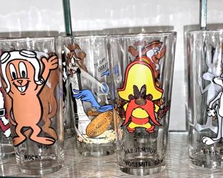 Vintage advertising character glasses. Pepsi. Coca-Cola and 7-Up