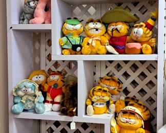 300+ pcs. Garfield collectibles!! This will be the first of 2 sales of Garfield-stuffed animals, pillows, books, glasses