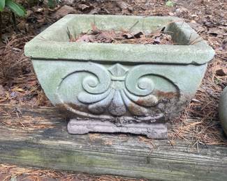 F163 - $25 Square Concrete Planter