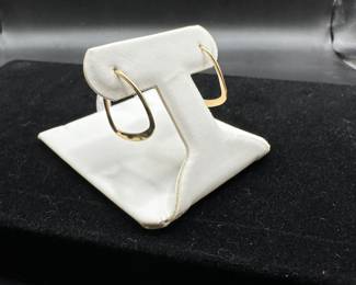 L19 - $225. Ed Levin 14kt gold. Hangs 3/4". 