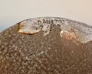 F19 - $195 Mark Hewitt - Lidded urn. 10.5" tall