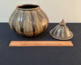 F19 - $195 Mark Hewitt - Lidded urn. 10.5" tall