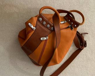 F92 - $30 Valentina Made in Italy. 