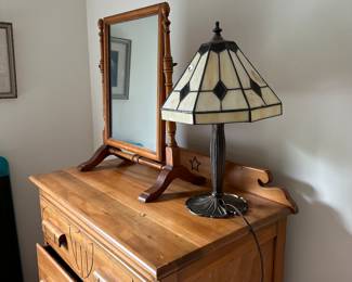 F143 - Mirror $20, Lamp $30.