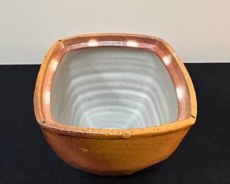 F23 - $35 - Signed square pottery dish with bird on lid