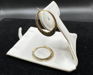 L20 - $200. Ed Levin 14kt gold hoops. Hangs 3/4". 