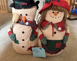 F113 - $20 each - Lillian Vernon. Snowman dolls