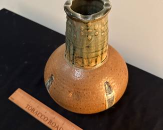 F148 - $25 Vase.  Rusty Sieck - Chicken Bridge Pottery. 