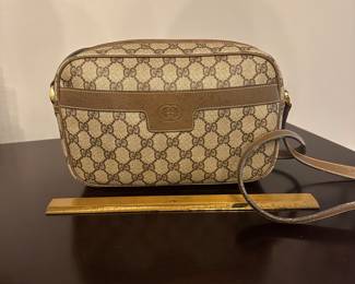 J59 - $325 Vintage Gucci Crossbody Logo Bag. 