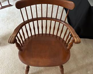 F141 - $20 chair. 24" wide, 22" deep, 18" to seat, 32" to back.