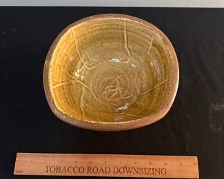 F158 - $25 Sturdy Serving Bowl. Rusty Sieck - Chicken Bridge Pottery. 