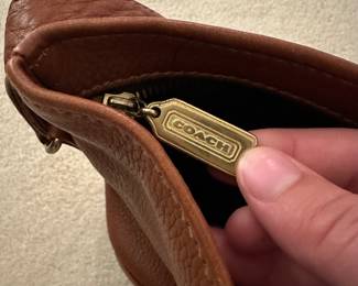 F93 - $75 Vintage Coach style 4907 in Brown. Very good vintage condition!