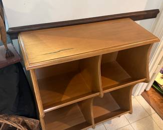 F72 - $25 - pier 1. measures 28" wide by 14" deep by 33.5" tall. 