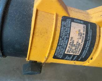 F165 - $60 Poulan Pro PBV 200 Gas Leaf Blower. 