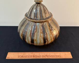 F19 - $195 Mark Hewitt - Lidded urn. 10.5" tall