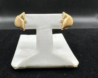 J4 - $350. "MD 14kt"