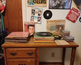 Solid Oak Desk - Vinyls - Records