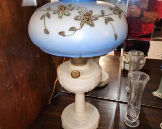 Beautiful Antique Oil Lamp