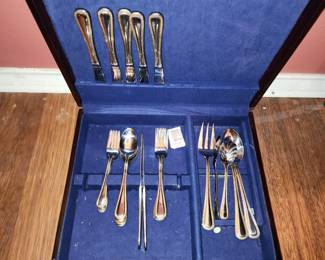 Flatware Set