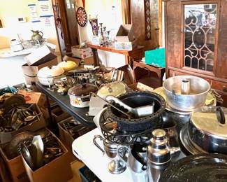 Cookware, bakeware, barware