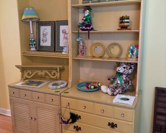 Mardi Gras, hutches and decor all like new 