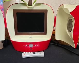 Hannspree Apple 10" screen tv. Works great.