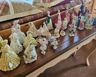 Large collection of figurines Royal Doulton, Dresden and others