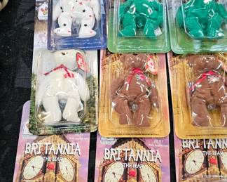 LOT OF BEANIE BABIES
