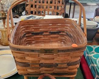 LONGABERGER BASKET