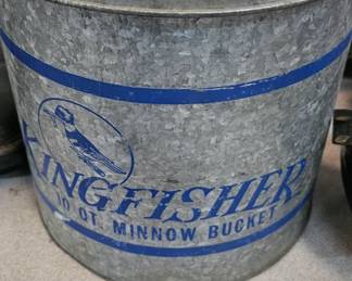 VINTAGE MINNOW BUCKET
